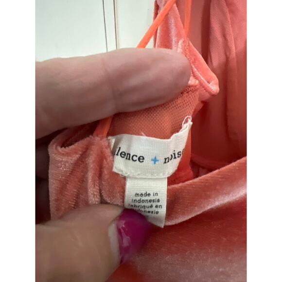 Silence + Noise size medium velvet jumpsuit - Picture 4 of 5